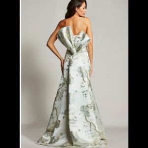 Tadashi Shoji NWT couture brocade gown